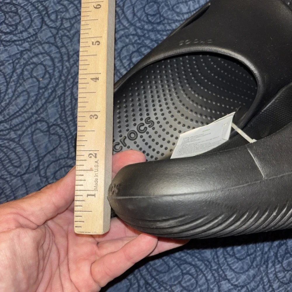 NWT CROCS Unisex Men 8 Women 10 Mellow Recovery Slides Black Sandals 208392-001